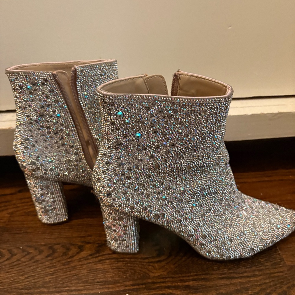 Rhinestone Glitter boots // Womens size 6.5